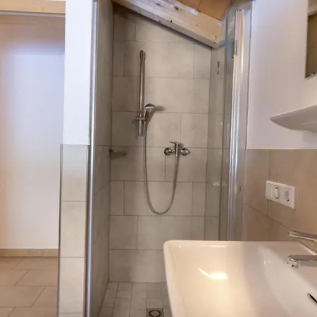 Schoeneben Haus Anemone