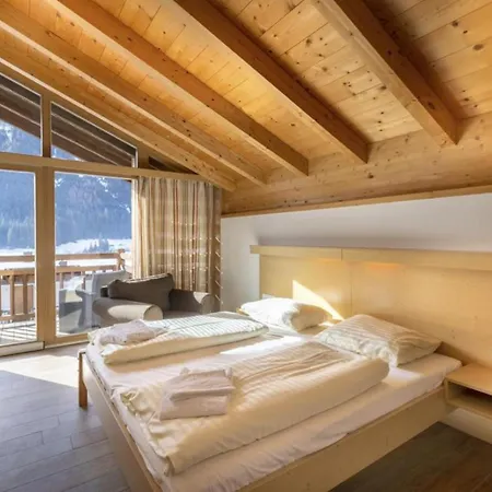 Casa de Férias Schoeneben Haus Anemone Wald im Pinzgau